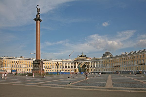 Куда сходить в Питере бесплатно — места без билета